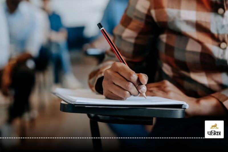 नकल करने में लड़कों से भी आगे निकली लड़कियां…प्रवेश पत्र के पीछे लिखकर लाई थीं आंसर, देखकर अधिकारी हुए दंग