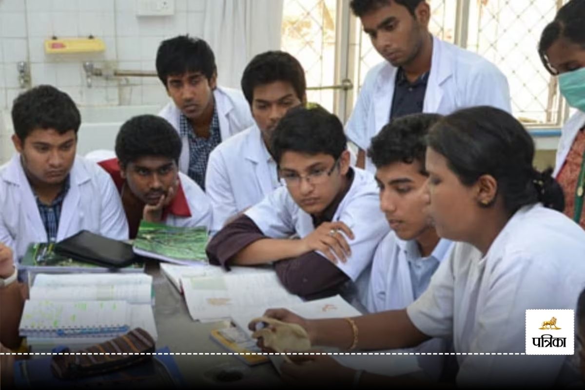 NEET PG 2025: MD-MS में 5 परसेंटाइल से प्रवेश, इस तारीख तक कर सकेंगे आवेदन, जानें Details