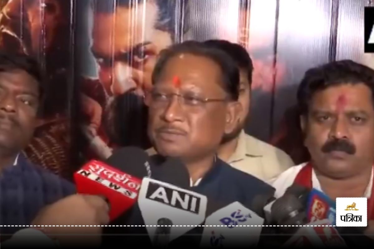 CM विष्णु देव साय ‘छावा’ की विशेष स्क्रीनिंग में हुए शामिल और कहा.. देखें Video