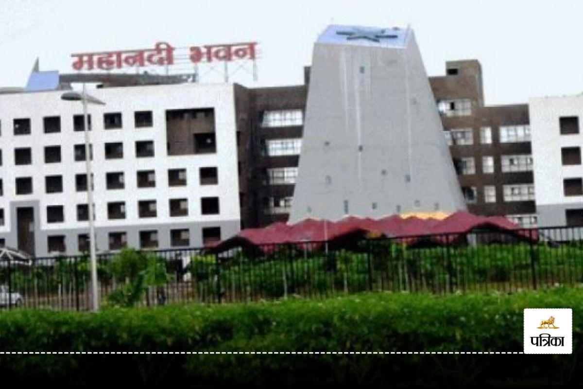 CG Promotion: राज्य पुलिस सेवा के 36 अधिकारियों को मिली पदोन्नति, देखें लिस्ट