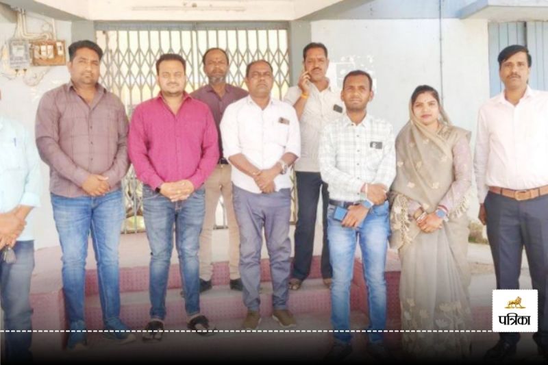 CG News: कांग्रेस के 7 पार्षदों ने किया शपथ ग्रहण समारोह का बहिष्कार, बोले - स्थानीय प्रशासन सत्ता में बैठी BJP के इशारे पर काम कर रही...