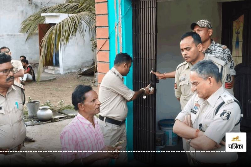 CG Murder Case: बड़े भाई ने छोटे को कुल्हाड़ी से काट डाला, हर तरफ बिखरा खून ही खून… देख लोगों का दहला दिल