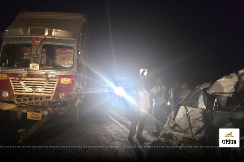 महासमुंद में बड़ा हादसा! इको कार व कंटेनर की भिड़ंत में 3 की मौत, 6 घायल... शादी से घर लौट रहा था परिवार