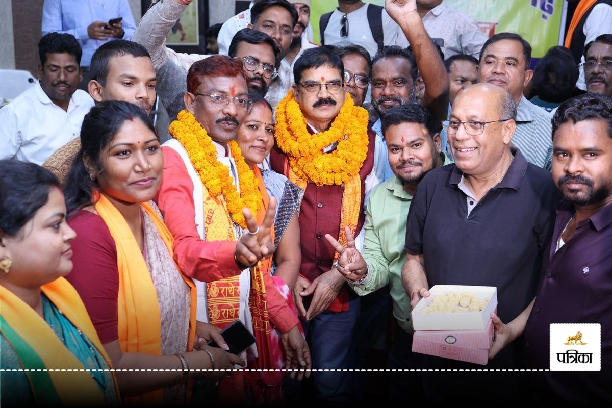 CG News: 39 मत लेकर नगर निगम के सभापति बने डिग्री लाल, क्रॉस वोट की शिकार हुई
कांग्रेस