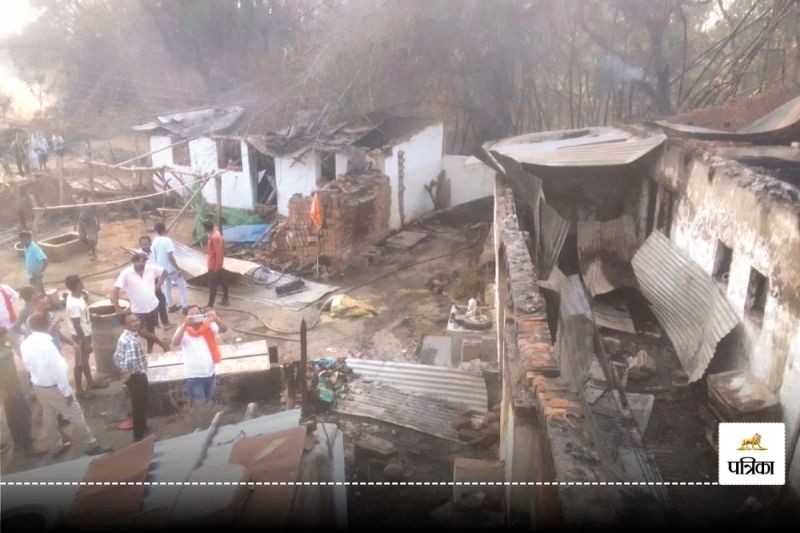 बड़ा हादसा! भीषण आगजनी से 6 परिवारों का आशियाना जलकर खाक, 3 घंटे की कड़ी मशक्कत के बाद पाया काबू