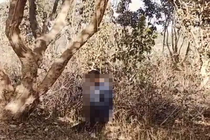 Commits suicide: डायल-112 के चालक की संदिग्ध हालत में फांसी पर लटकती मिली लाश, पहुंची पुलिस