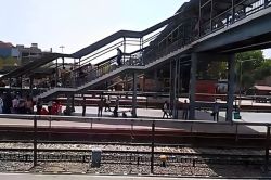 खुशखबरी: राजस्थान के इन रेलवे स्टेशनों पर बनेंगे नए फुट ओवरब्रिज, पाथ-वे का भी
होगा निर्माण - image