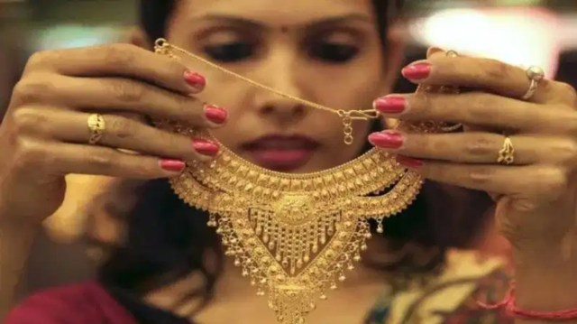 lucknow gold silver price today