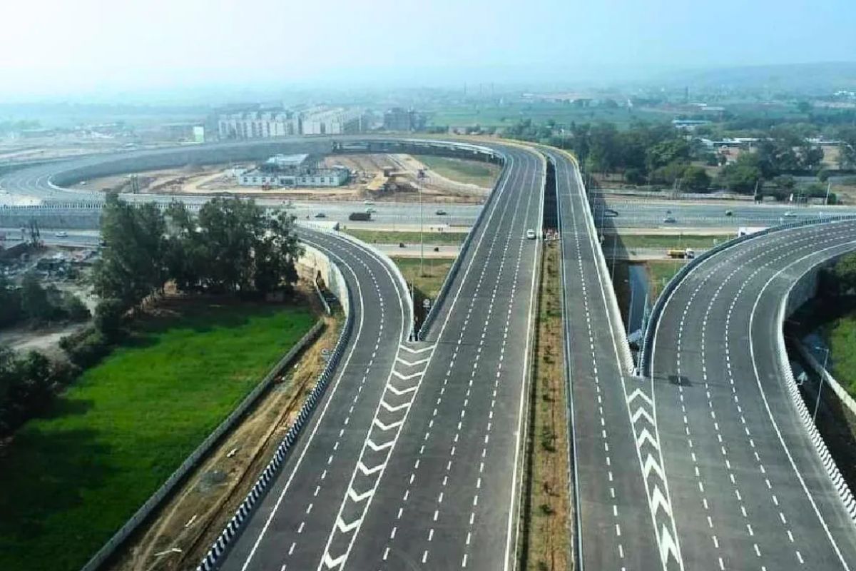 Green Field Expressway: राजस्थान में यहां बनेगा 402KM लंबा ग्रीन फील्ड
एक्सप्रेस-वे, इन जिलों से होकर गुजरेगा