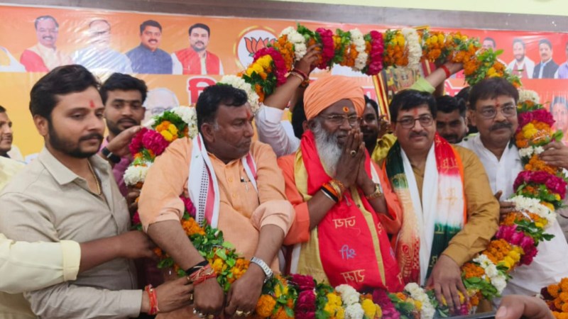 भाजपा जिला कार्यालय में नवनियुक्त बीजेपी जिलाध्यक्ष का स्वागत