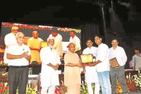 CG News: पॉन्ड मैन ऑफ इंडिया तंवर ने देश के 80 तालाबों को दिया नया जीवन, पीएम मोदी ने की सराहना.. तो योगी ने किया सम्मानित