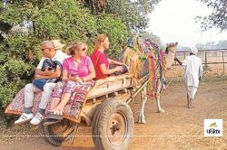 जयपुर शहर नहीं अब गांवों के दीवाने हुए देसी-विदेशी पर्यटक, जानें क्या है बड़ी
वजह - image