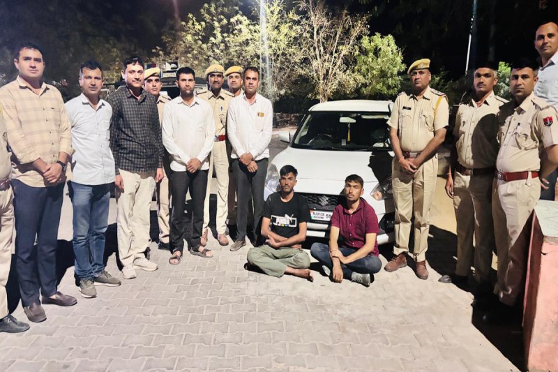 Jodhpur police arrested two smugglers