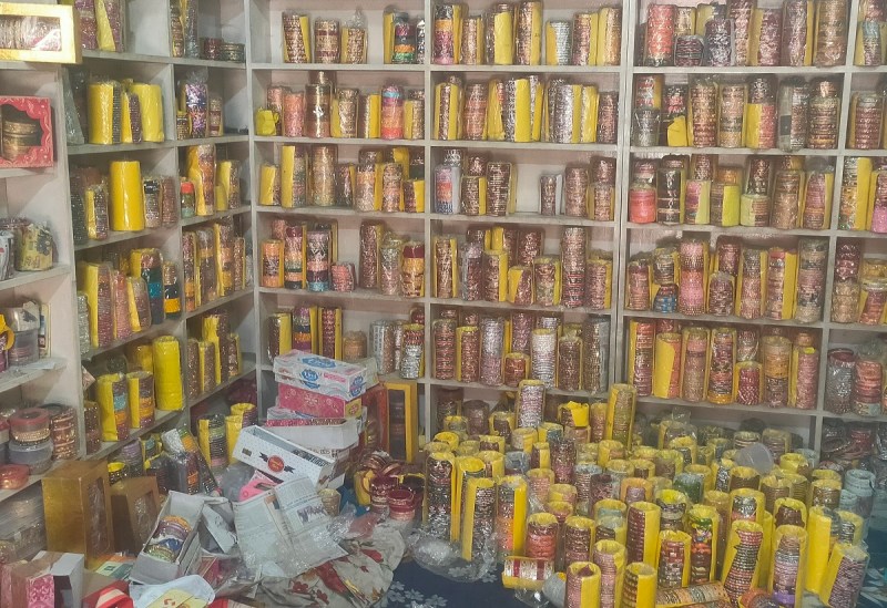 Lac bangles business slows down