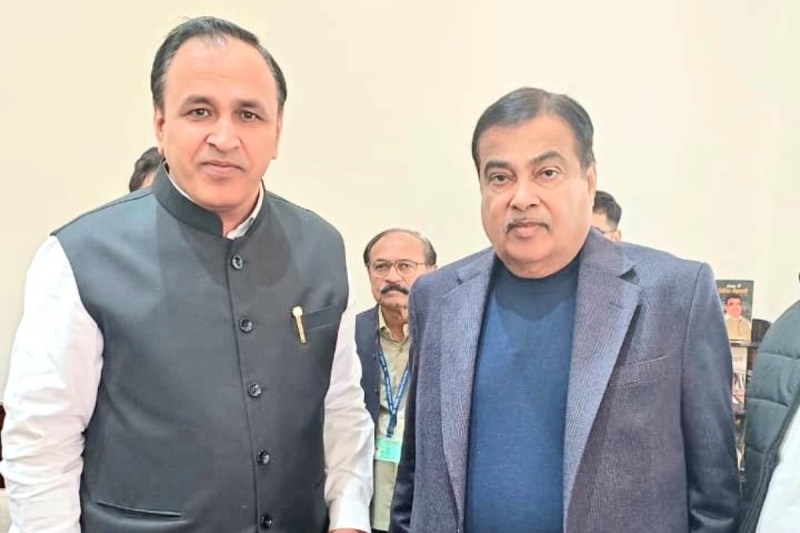 Nitin Gadkari and Ummedaram Beniwal