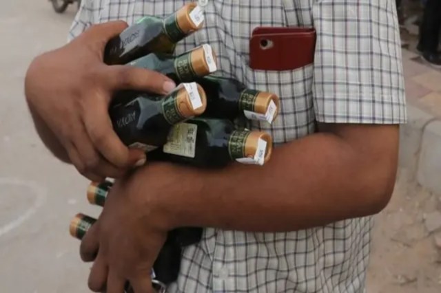  UP Liquor Sales on Holi