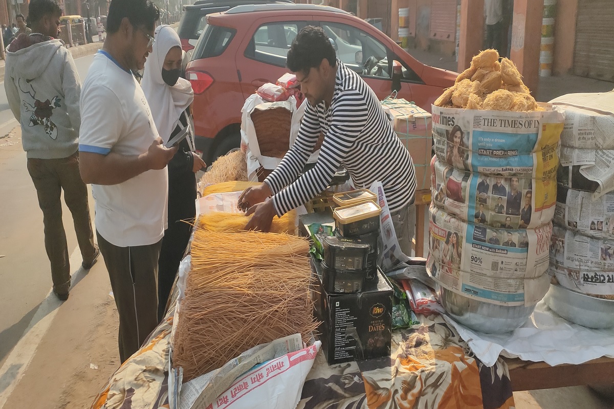 Ramzan : रहमत और बरकतों का माह-ए-रमजान शुरू, खुदा की इबादत में रहेंगे मशगुल