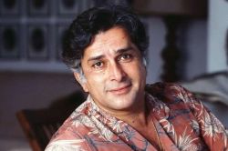 Shashi Kapoor Birth Anniversary: 20 साल में की शादी, बेरोजगारी में बेची कार, काम
न मिलने से आ गए थे बुरे दिन - image