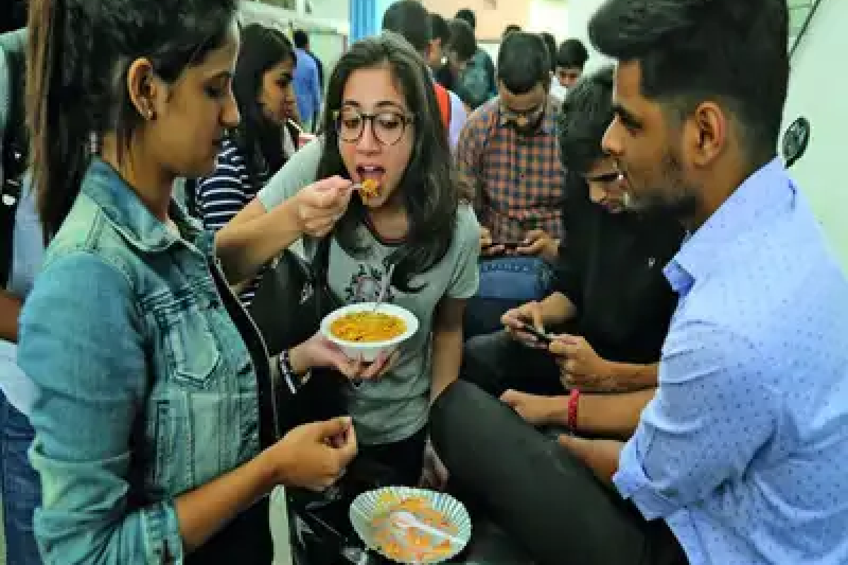 Diet tips for students giving Board Exams by Dietician of katni madhya pradesh