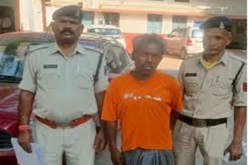 CG Crime: फावड़े से बेटे की हत्या, मामले में आरोपी पिता गिरफ्तार