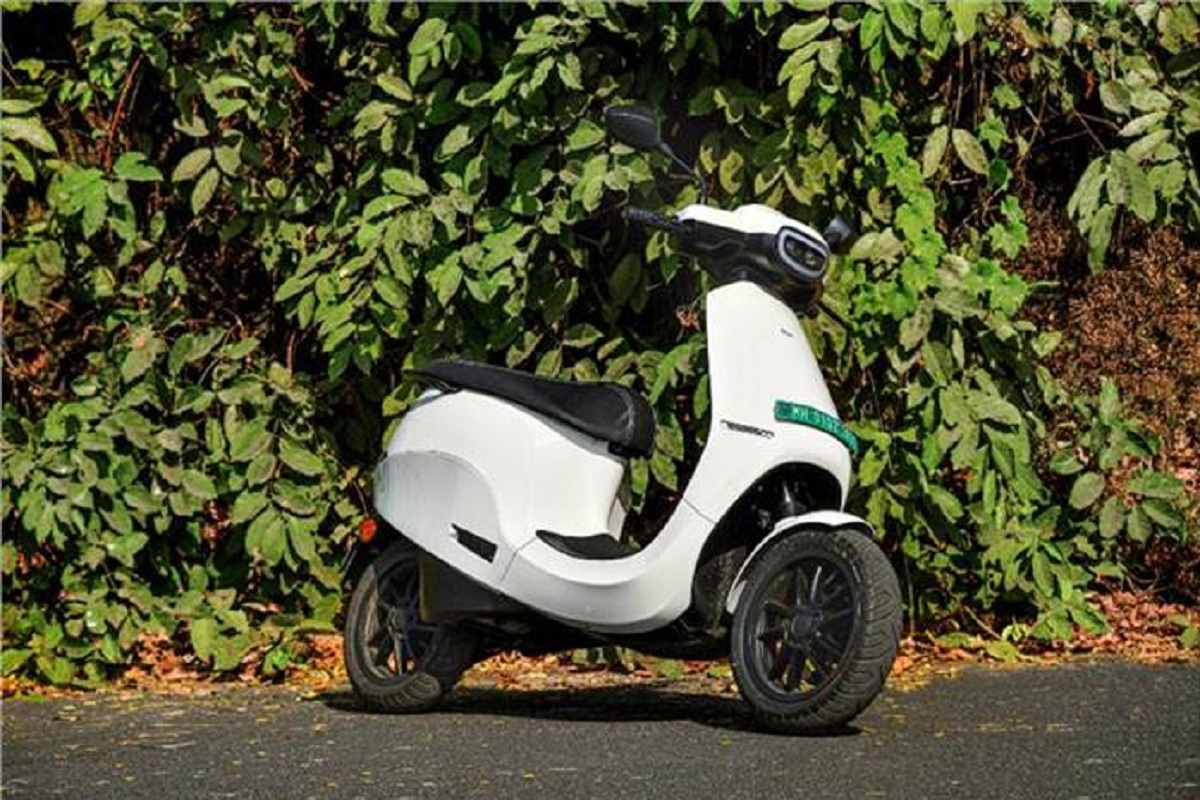 Ola Scooty: ओला का बंद नहीं हो रहा रोना, ग्राहक सर्विस के लिए हो रहे परेशान