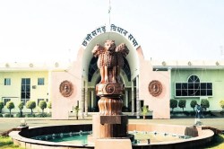 CG Vidhansabha: विधानसभा के बजट सत्र में धर्मांतरण को लेकर हंगामा, भाजपा ने
उठाया मुद्दा - image