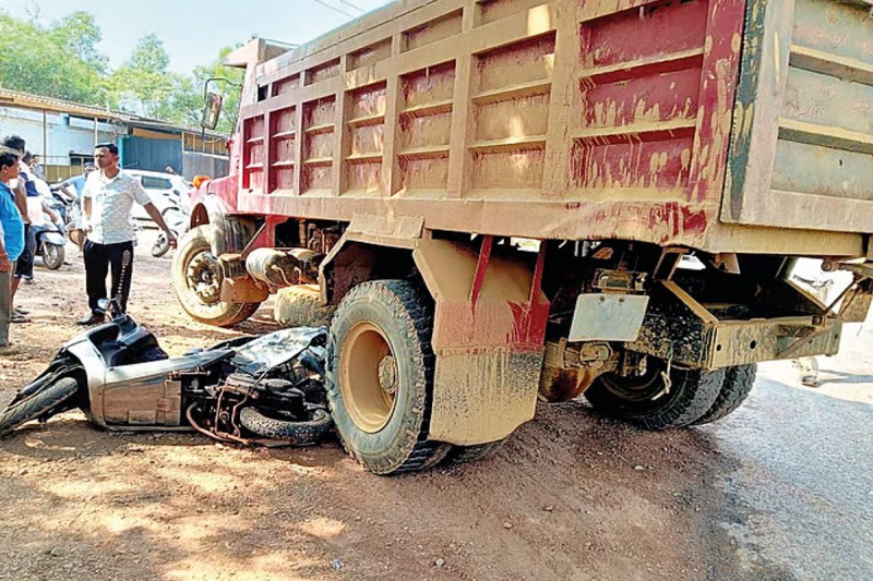 dumper accident
