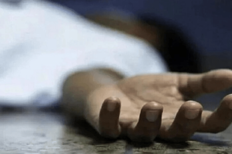 husband crushed wife with stone because she did not cook his favourite food in dhar mp