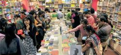 बच्चों की किताब बिगाड़ रही बापू का हिसाब-किताब - image