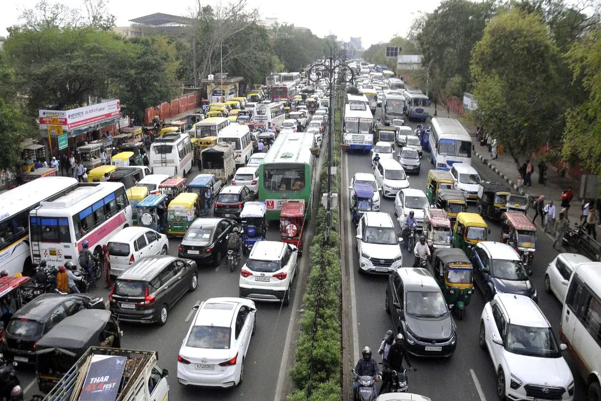 2050 तक भारत में 50 करोड़ से ज्यादा होंगे वाहन