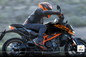 KTM 390 Duke अब और भी दमदार! क्रूज कंट्रोल फीचर और नए कलर के साथ हुई लॉन्च,
देखें डिटेल