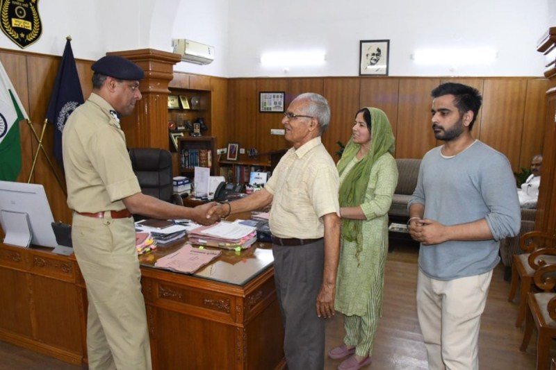 martyr ASI Surendra Singh Family