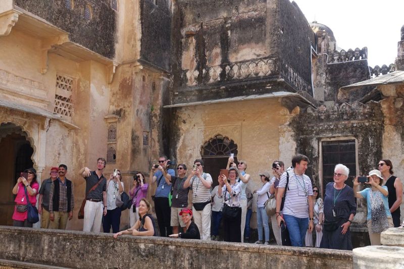 दो माह पर्यटकों से गुलजार रही छोटीकाशी, फ्रांस से सबसे ज्यादा पावणों पहुंचे