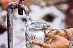 नल से जल का इंतजार…आंगनबाड़ी के बच्चों की कब बुझेगी प्यास - image