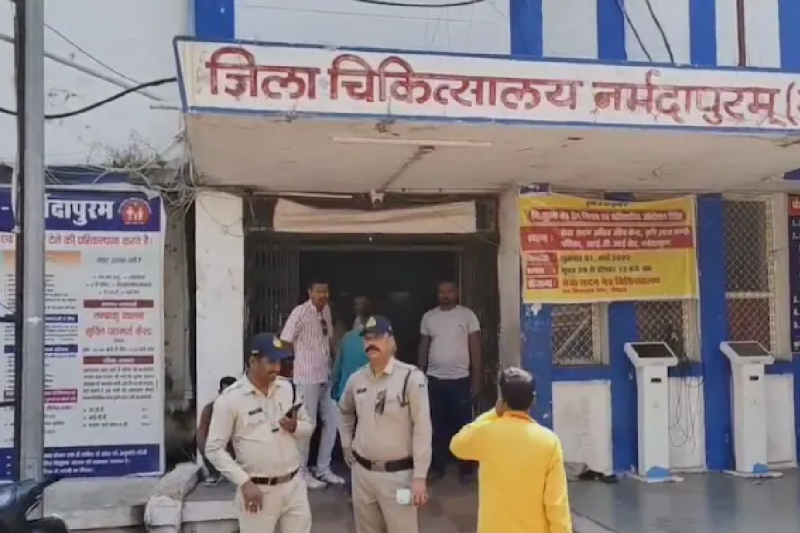 Violence between two communities over love marriage creates tension in a village of narmadapuram mp