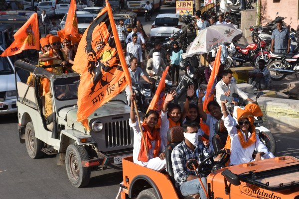 Saffron flag waved, Matrishakti took out vehicle rally