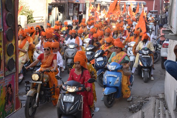 Saffron flag waved, Matrishakti took out vehicle rally