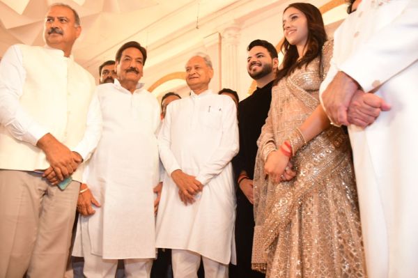 Satish puniya son marriage 