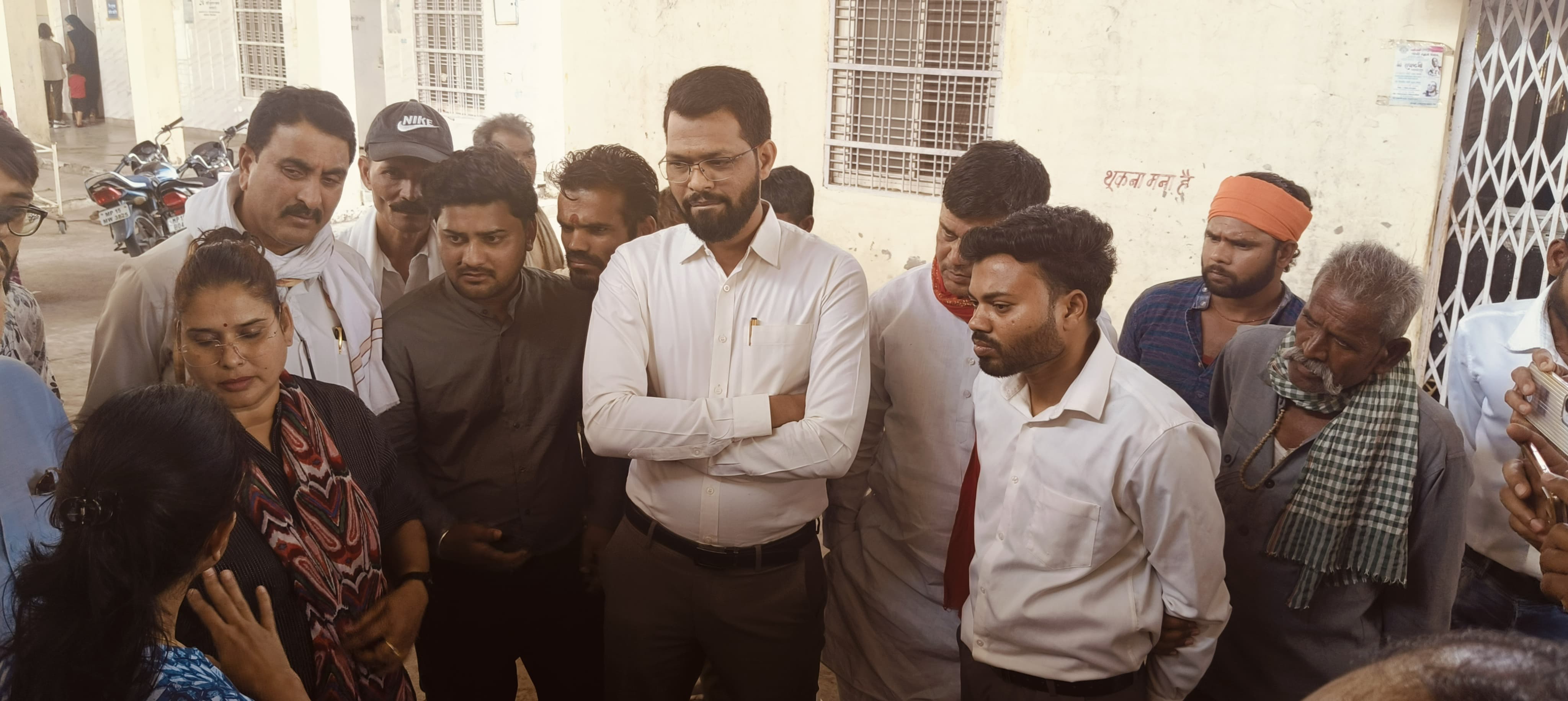 MLA did a surprise inspection of the hospital, duty doctor was not found in OPD