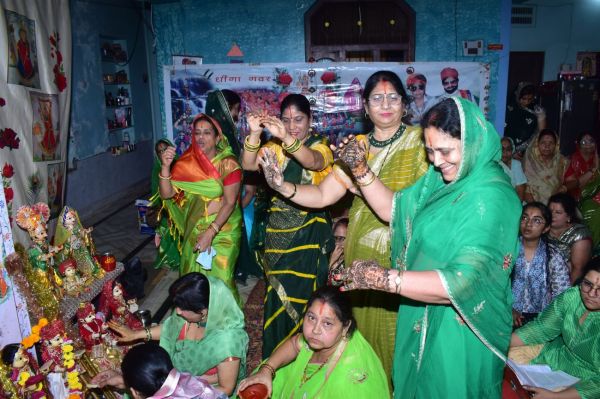 Dhinga Gavar festival in Nagaur view photos