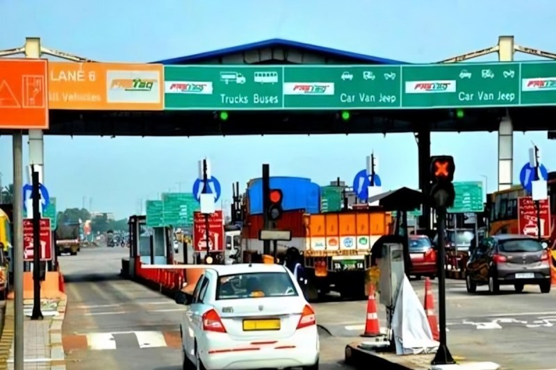 उत्तर प्रदेश के तीन प्रमुख एक्सप्रेसवे पर टोल टैक्स में वृद्धि: सफर हुआ महंगा