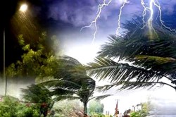 Rains Alert: मौसम विभाग की नई चेतावनी, इन जिलों में कल से 3 दिन बारिश आंधी-
तूफान के साथ वज्रपात का अलर्ट - image