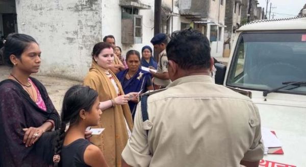 CG News: तड़के सुबह 4 बजे पाकिस्तानियों की तलाश, पुलिस ने शुरु की जांच, देखें