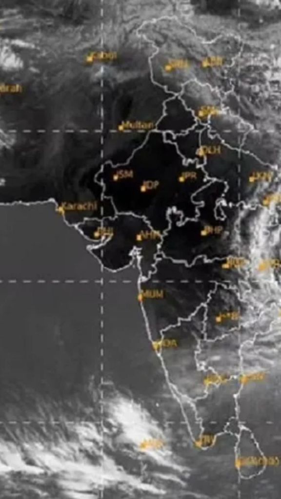 Weather Update: बारिश और तेज हवाओं का अलर्ट, इस दिन से शुरू होगी गर्मी का भीषण दौर