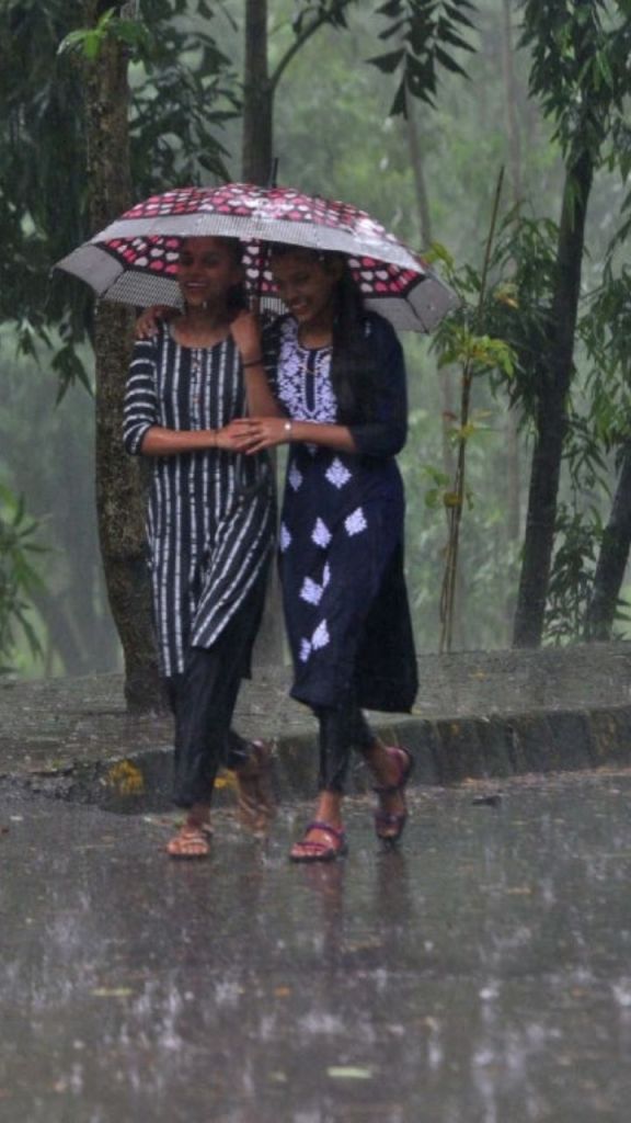 प्रदेश के इन 18 जिलों में गरज-चमक के साथ होगी बारिश, IMD का येलो व ऑरेंज अलर्ट जारी