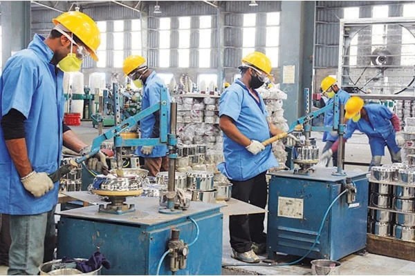 CG News: छत्तीसगढ़ में औद्योगिक निवेश को नई रफ्तार, CM साय ने निवेशकों के हित में की ये बड़ी घोषणा, देखें