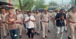 डग हत्याकांड: लंगड़ाते और कहारते माफी मांगते रहे - image
