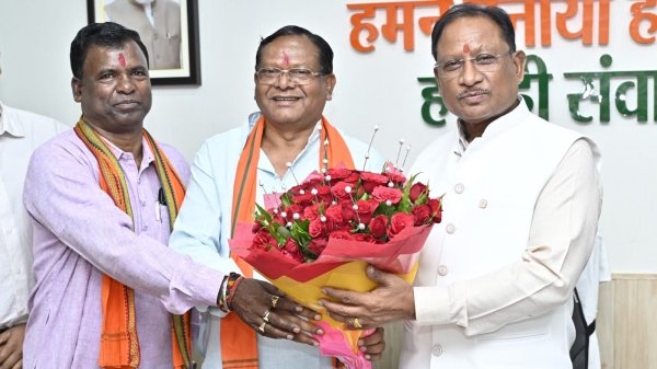 CG News: निगम-मंडल के नवनियुक्त अध्यक्षों ने की CM साय से सौजन्य भेंट, देखें Photo...