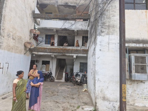 CG News: तड़के सुबह 4 बजे पाकिस्तानियों की तलाश, पुलिस ने शुरु की जांच, देखें