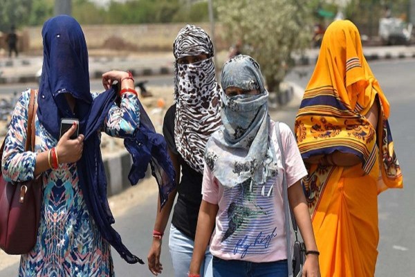 CG Weather Update: कुछ ही देर में रायपुर सहित इन जिलों में होगी बारिश, गिरेंगे ओले, IMD ने दी चेतावनी